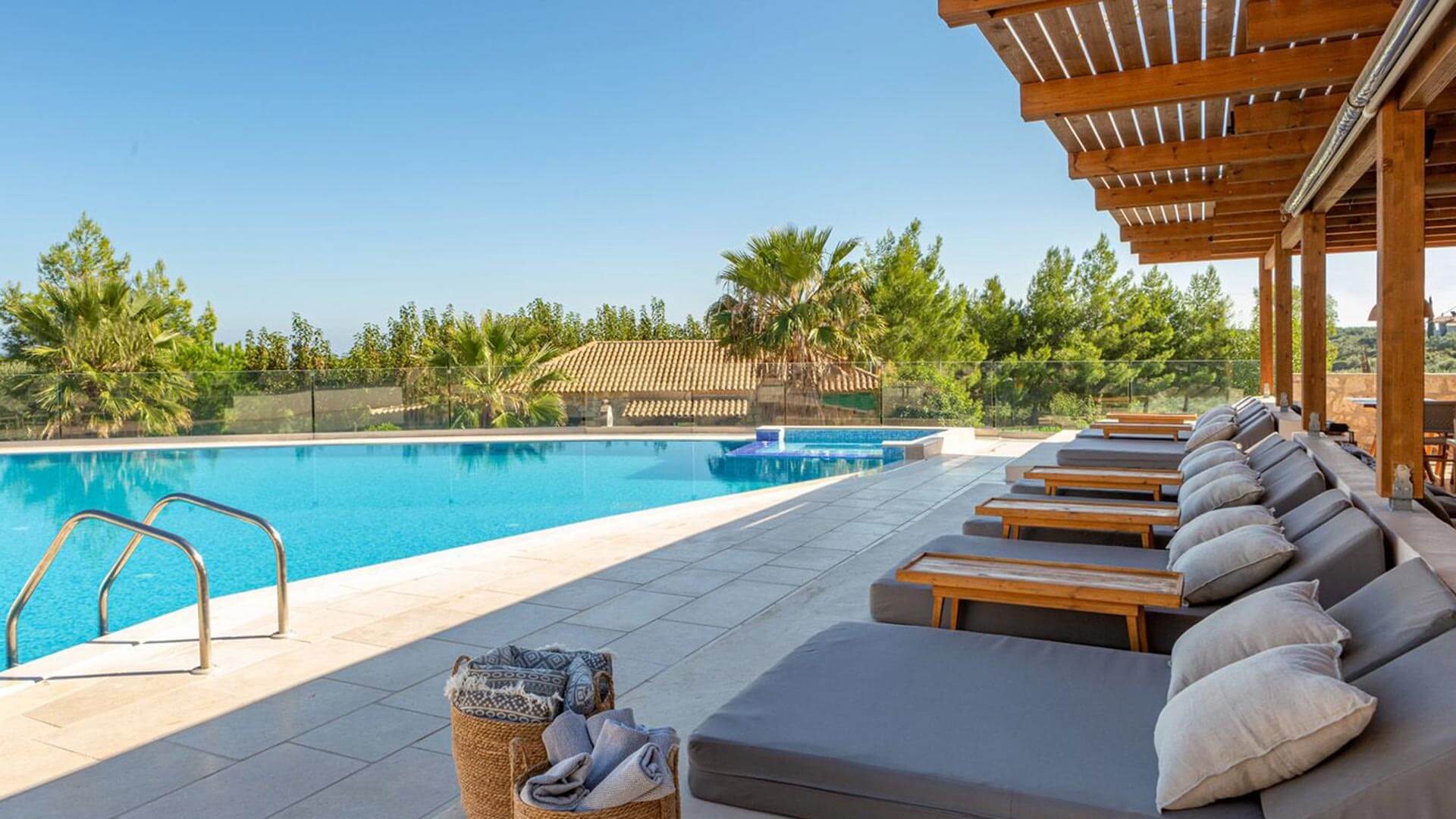 annak Sales & Operations Management zakynthos